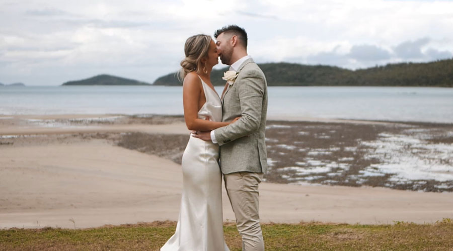 Emily + Wade | Paradise Cove, Whitsundays - Th3rd Dimension Media