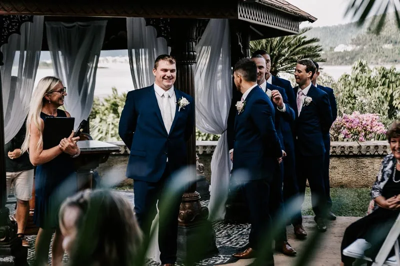 groom waiting for bride
