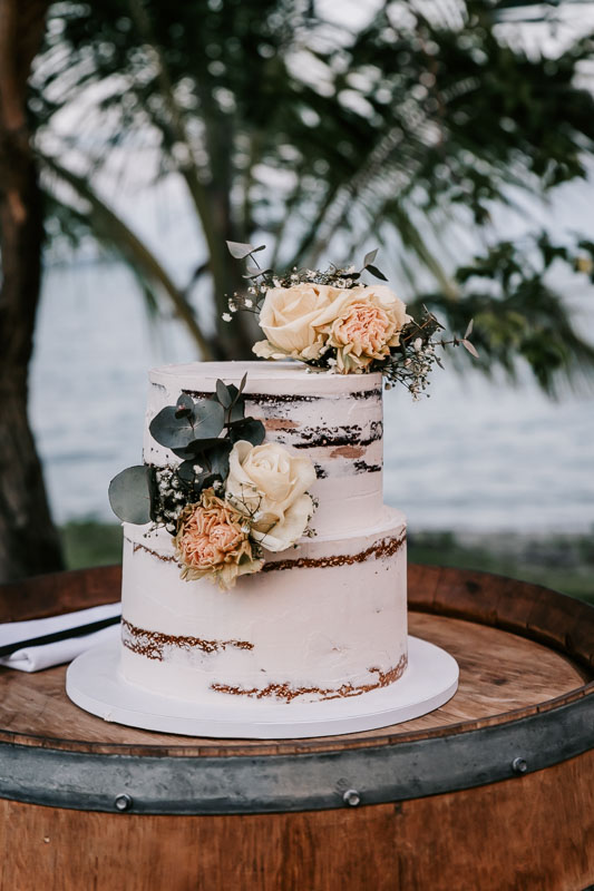 wedding cake rustic