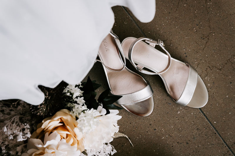 wedding shoes bouquet and details