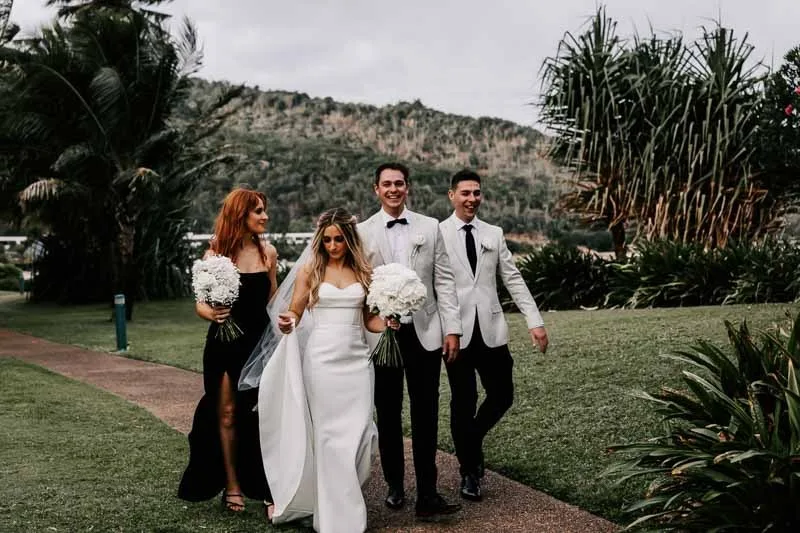 Bride & Groom with bridal party