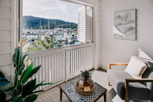 holiday rental photo shoot of 208 Boat House outdoor entertaining area