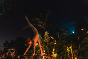 18-11-23 Fashion - Full Gallery TDM LR-57 Professional videography of a performer in a vibrant night setting