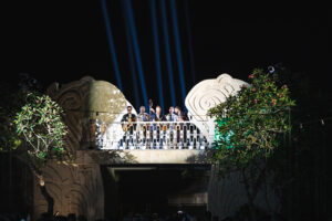 Ag Day 21-11-23 TDM LR-132 Professional videography of a group on a decorative stone bridge