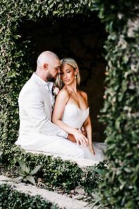 Professional videography capturing an elegant couple in nature