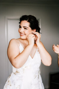 Professional videography, photography, bride getting ready moment