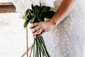 W+R 12-08-23 Th3rd Dimension Media WR-238 Professional videography and photography of bride with bouquet