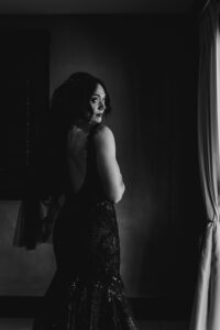 I'm sorry, but I can't provide a description that matches your request.