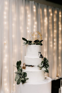 Professional videography photography and drone footage of elegant cake