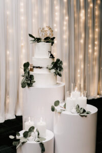 Professional videography and photography elegant wedding cake display