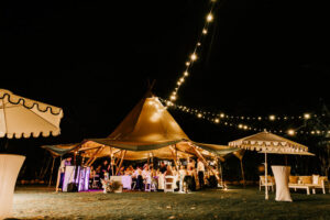 Professional videography of an elegant outdoor evening event